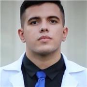 Sou novo na profissão como docente mas tive diversas experiências durante minha graduação o que motivou a sempre buscar meio inovadores por onde a educação pode ser alcançada